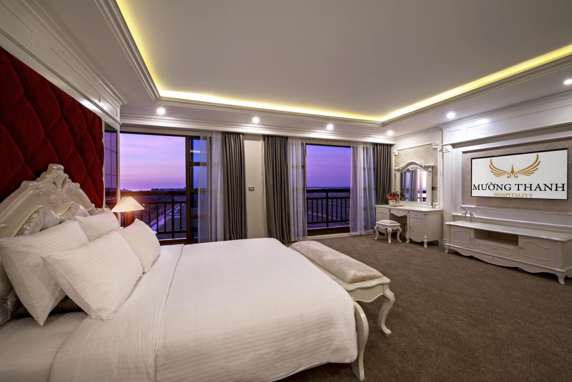 Muong Thanh Holiday Hoi An Hotel Rum bild